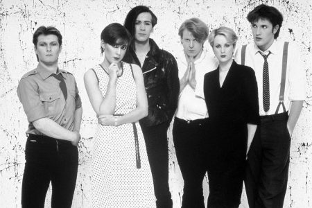 Philip Oakey junto a Joanne Catherall y Susan Ann Sulley de The Human League en los años ochenta.