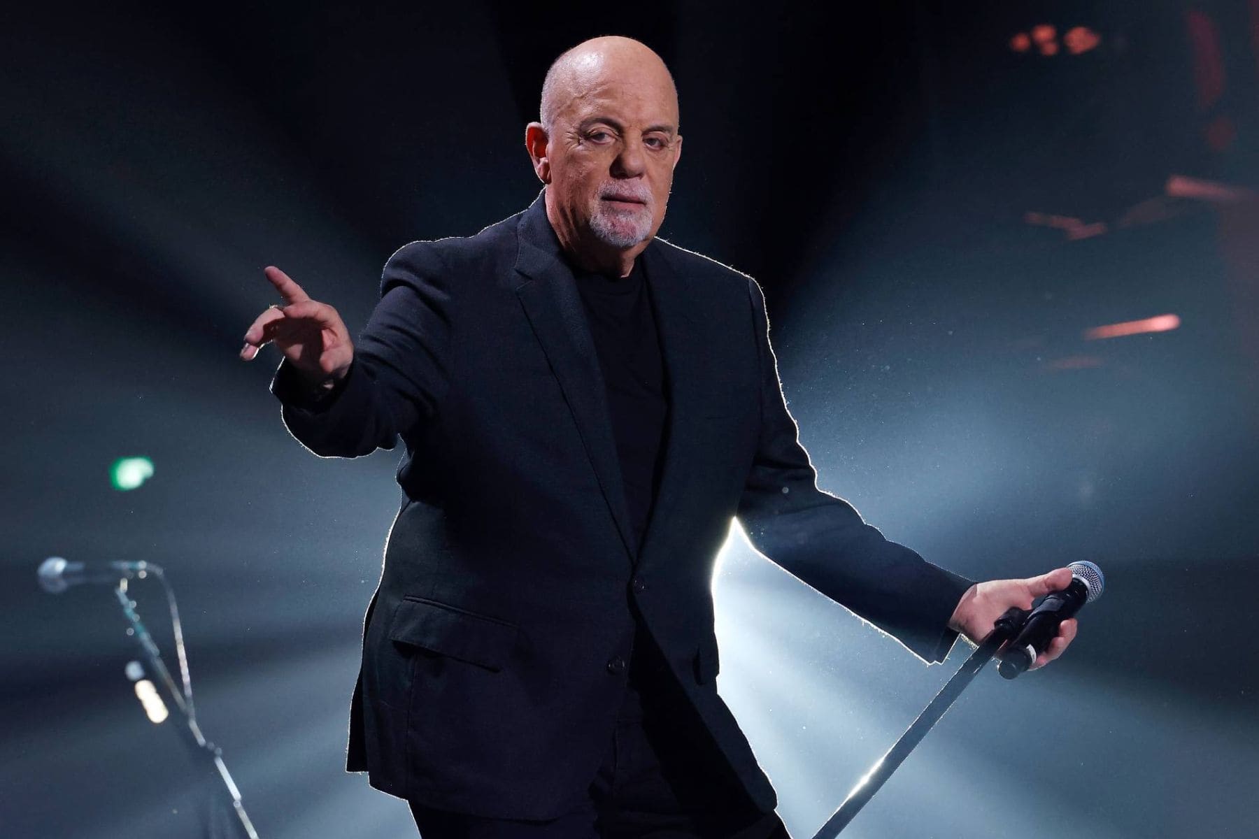 Billy Joel se despide de sus queridas motocicletas en una próxima subasta en Nueva York.