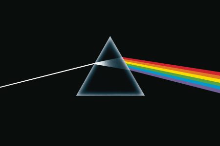 El prisma de refracción de luz sobre fondo negro de The Dark Side of the Moon de Pink Floyd